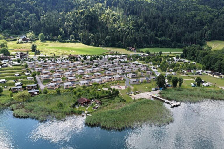 Ossiacher see vogelvlucht